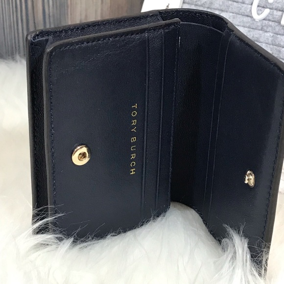 🌸SOLD🌸 Tory Burch Mini Kerrington Wallet - Picture 4 of 7